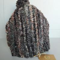 Cappello uncinetto fatto a mano