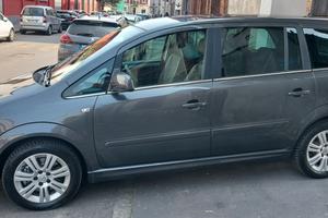 Opel Zafira 1.6 16V ecoM 94CV Cosmo