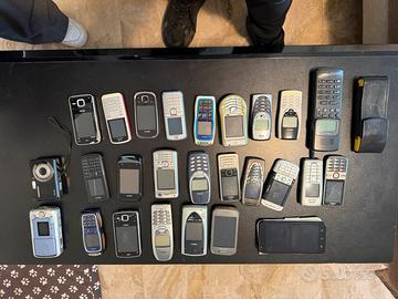 Telofoni Nokia e telofono Ferrari gsm