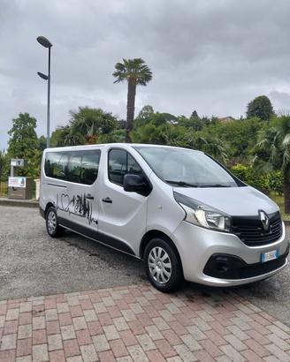 Renault trafic passenger 9 posti 2016