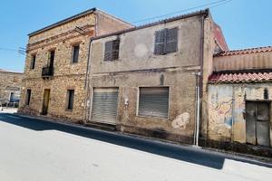 Villamar - casa indipendente con locale