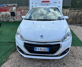 Peugeot 208 1.5 diesel 2019 km64000