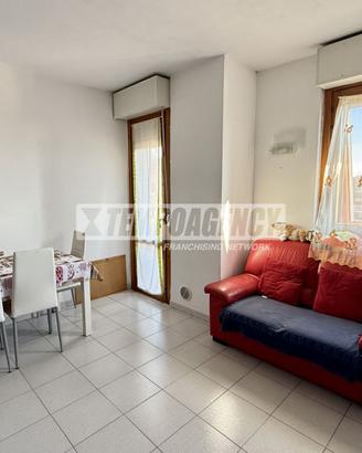 TRILOCALE ULTIMO PIANO