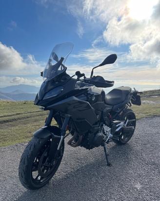 bmw f900 xr