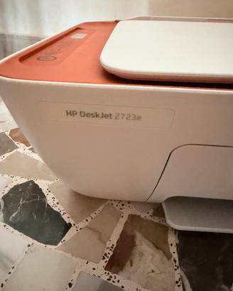 Stampante hp deskjet 2723e