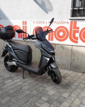 Lifan E4 ELETTRICO