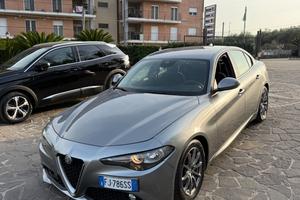 Alfa Romeo Giulia 2.2 Turbodiesel 150 CV