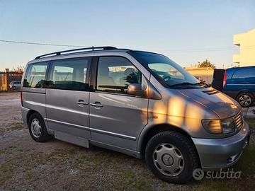 Mercedes Vito pedana Disabili e sedile robotizzato
