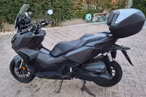 SCOOTER ADV 350