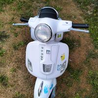 Moto elettrica vespa 