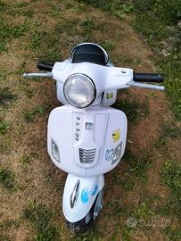 Moto elettrica vespa 