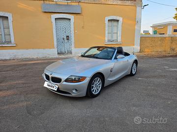 Bmw z4 cabrio 2.5i Benzina 192 cavalli Anno 2003