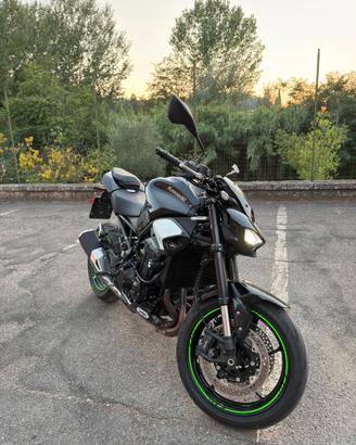 Kawasaki z900 2025 pari al nuovo + casco Shoei