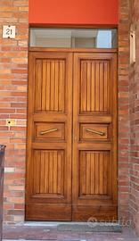 Portone doppio ingresso in Douglas Massello