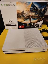 Xbox One S 1TB - No controller