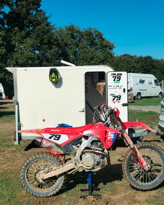 CRF 450 2025 Red moto 