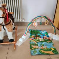 Cavallo a dondolo e palestrina