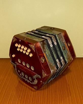 Antica concertina