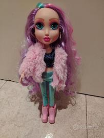 Bambola Fashion Style Capelli Viola Rosa con Outfi