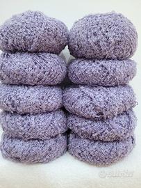 10 Gomitoli di lana 