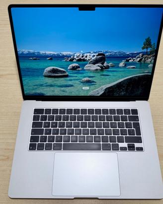 MacBook Air 15 M4 2025 32GB RAM 1TB SSD come nuovo