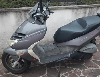 Aprilia Leonardo 250 SP del 2003