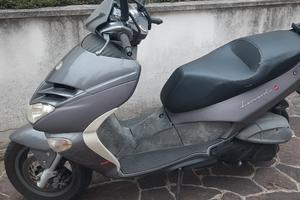 Aprilia Leonardo 250 SP del 2003
