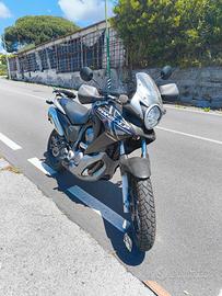 honda transalp 700 compreso passaggio 