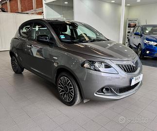 Lancia Ypsilon 1.0 Hybrid Platino -2024