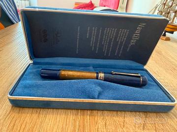 Penna Stilografica DELTA NAUTILUS – Resina Blu 