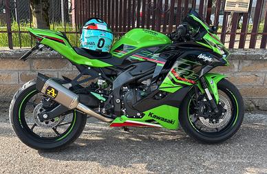 Moto Kawasaki ninja  zx 4rr