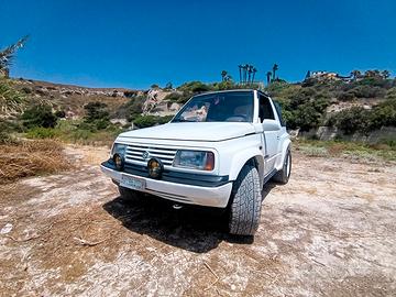 Suzuki Vitara del 92 cabrio versione special 