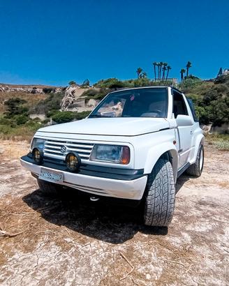 Suzuki Vitara del 92 cabrio versione special 