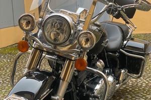 H-DTouring Road King - 2022 solo km 1400