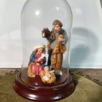 Campana in vetro con Sacra Famiglia