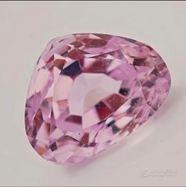 Kunzite rosa naturale certificata 20,04 ct vvs