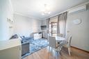 ampio-appartamento-di-80-mq-con-3-camere-e-balcone