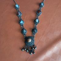 collana stile africano con perle naturali