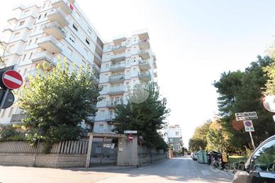 3 LOCALI A MONTESILVANO
