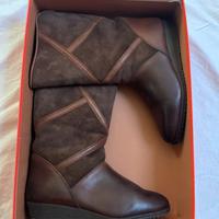 Stivaletti Monnalisa in pelle e camoscio marrone