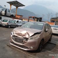 PEUGEOT 208 1.6 TD 2012 9H06  PER RICAMBI