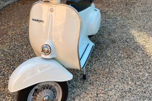 Vespa primavera 125