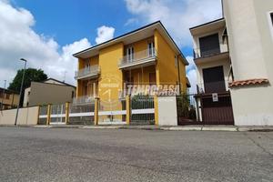 MERAVIGLIOSA VILLA SINGOLA CON AMPIO GIARDINO IN Z