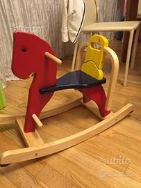 Pintoy cavallo a dondolo