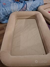 materassi gonfiabili bambini campeggio