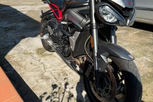 Triumph Street Triple 765 RS 2022