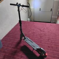 monopattino scooter elettrico Xiaomi M365 PRO