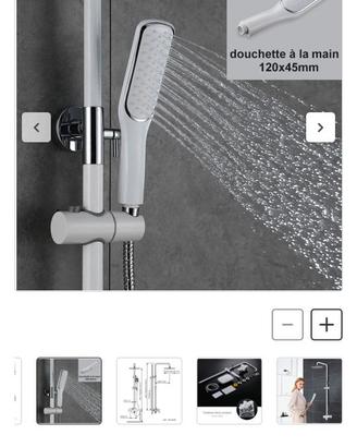 Colonna doccia con soffione bianco