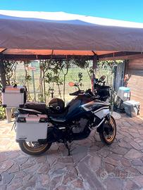 CF moto mt 800