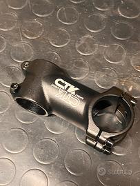 Attacco manubrio CTK light 70 mm. 97g.